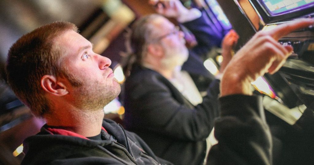 線上賭博是什麼?玩賭博遊戲是否會違法觸犯賭博罪? 1 大家為什麼賭博?